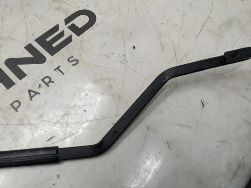 2019-2023 Ram 1500 Big Horn Front Right Windshield Wiper Arm 68338924AA OEM - Alshned Auto Parts