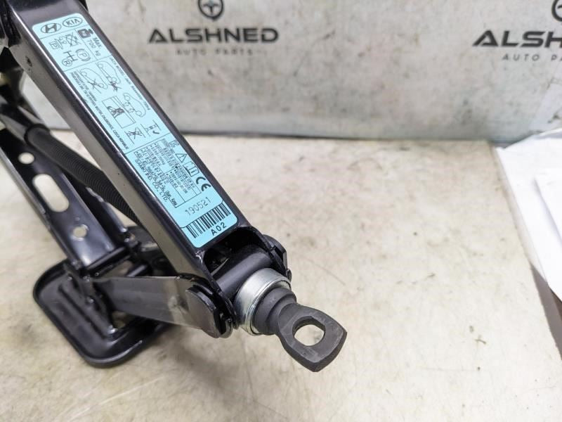 2017-2023 Hyundai Elantra Spare Tire Lift Jack 09110-F2000 OEM - Alshned Auto Parts