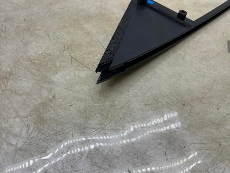 2010-2015 Toyota Prius Rear Right Door Outer Corner Trim 67487-47041 OEM - Alshned Auto Parts
