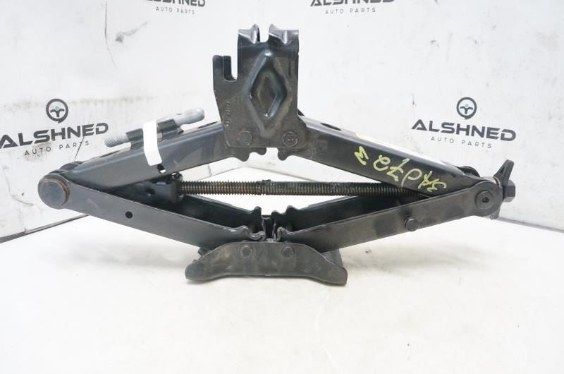 2020 Jeep Grand Cherokee Lift Jack 04766498AA OEM - Alshned Auto Parts