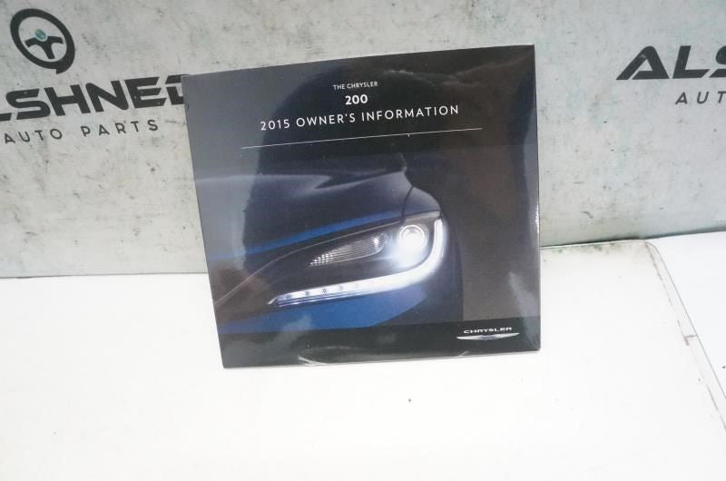 2015 Chrysler 200 User Guide set with Case 15UF-926-AA OEM - Alshned Auto Parts