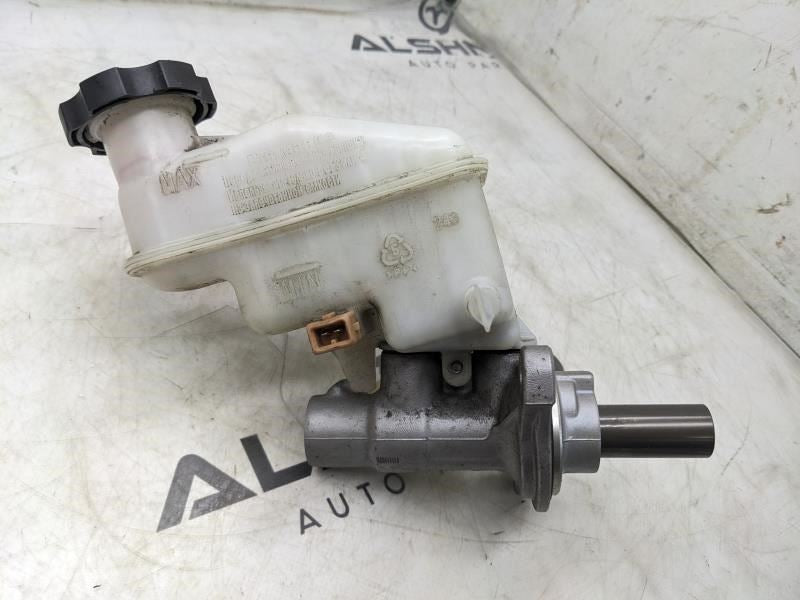 2012-2015 Kia Optima Brake Master Cylinder & Reservoir 58510-2T200 OEM - Alshned Auto Parts