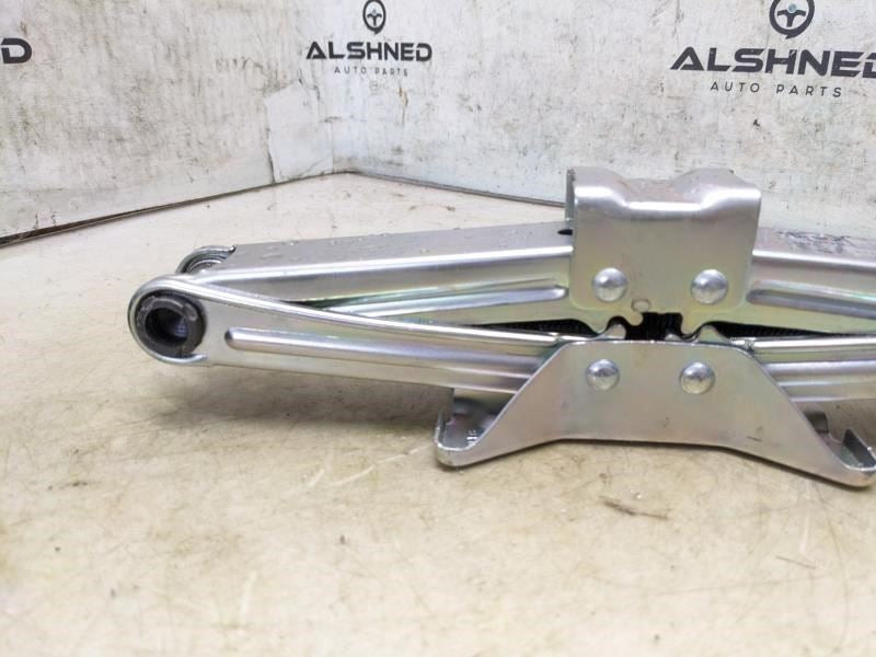 2015-2020 Honda Fit Lift Jack 89310-T5A-003 OEM - Alshned Auto Parts