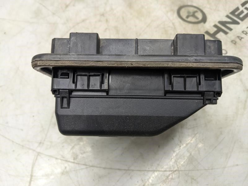 2017-2019 Hyundai Elantra Rear Right Quarter Panel Pressure Vent 97510-D3000 OEM - Alshned Auto Parts