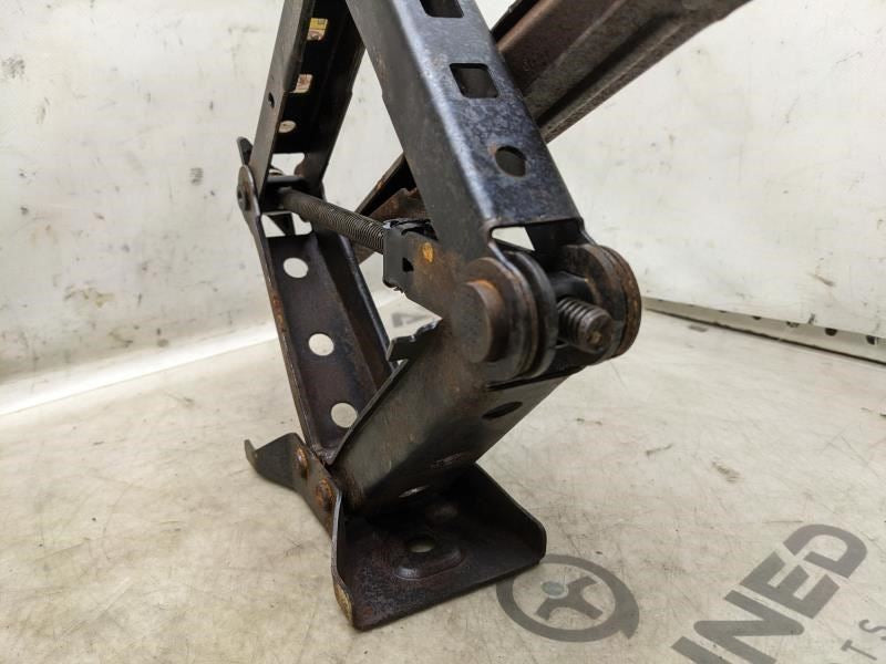 2020 Jeep Grand Cherokee Lift Jack 04766498AA OEM - Alshned Auto Parts