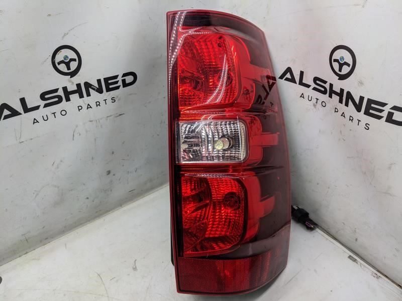 2007-2014 Chevrolet Suburban 1500 Rear RH Passenger Tail Light Lamp 22837924 OEM - Alshned Auto Parts