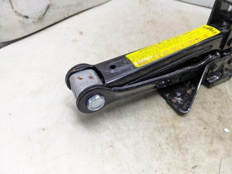 2015-2021 Hyundai Tucson Lift Jack 09110-D3200 OEM - Alshned Auto Parts