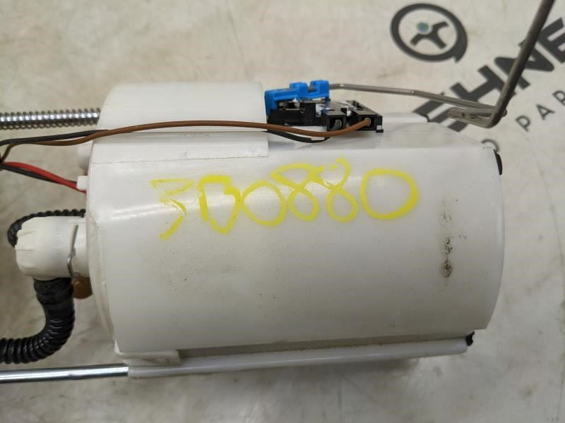 2017-2019 Hyundai Santa Fe Fuel Pump Assembly 31110-B8500 OEM - Alshned Auto Parts