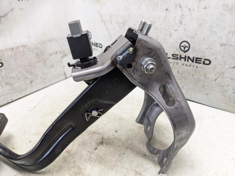 2015-2017 Hyundai Sonata Brake Pedal Assembly 32800-C1100 OEM - Alshned Auto Parts