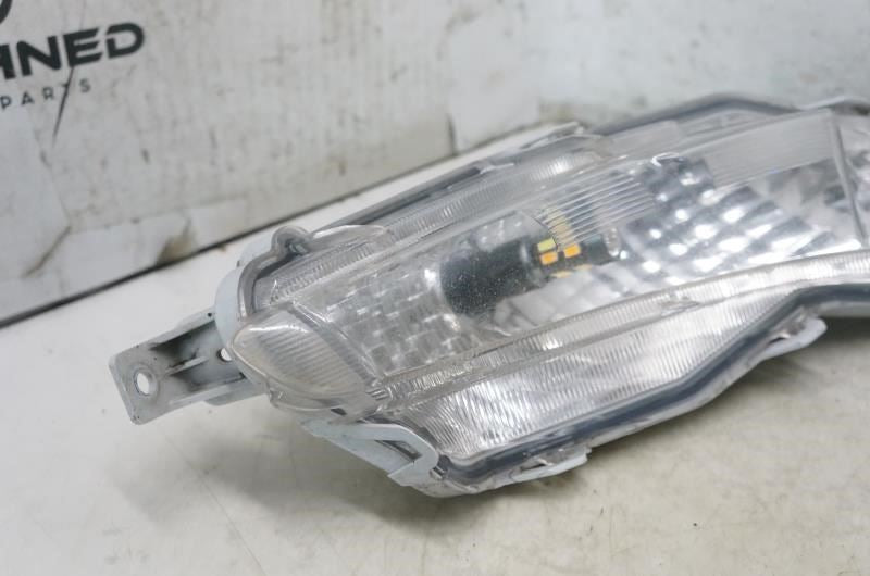 2015-2017 Toyota Camry Passenger Right Front Turn Light 81510-06050 OEM - Alshned Auto Parts