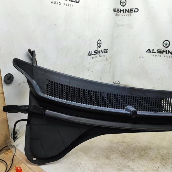 2017-2018 Hyundai Elantra Cowl Vent Panel 86150-F3000 OEM - Alshned Auto Parts