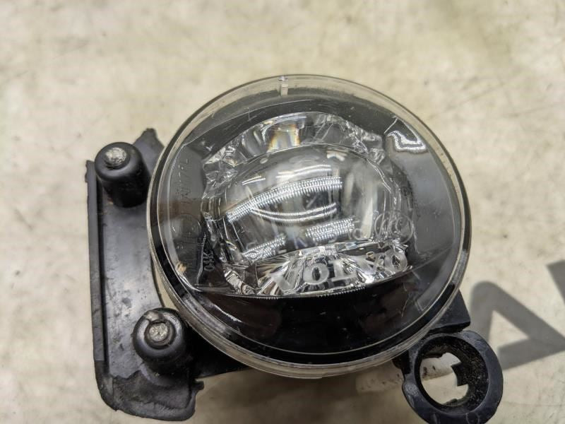 2019-2022 Volvo XC40 Front Right Fog Light Lamp 32228884 OEM - Alshned Auto Parts