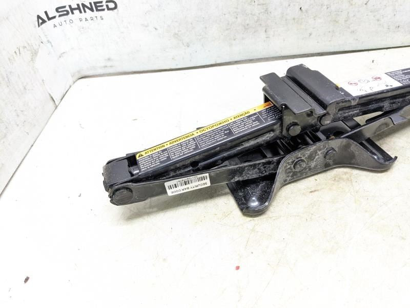 2014-2020 Chevrolet Impala Lift Jack 13581762 OEM - Alshned Auto Parts