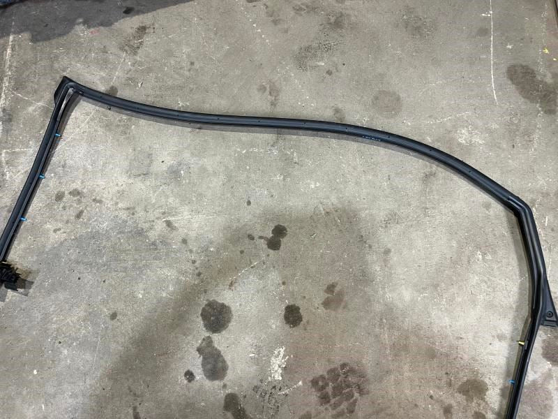 2016-2022 Toyota Prius Front Left Door Weatherstrip Seal 67862-47050 OEM - Alshned Auto Parts