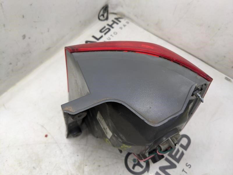 2011-2013 Kia Sorento Rear Left Driver Side Tail Light Lamp 92401-1U000 OEM - Alshned Auto Parts