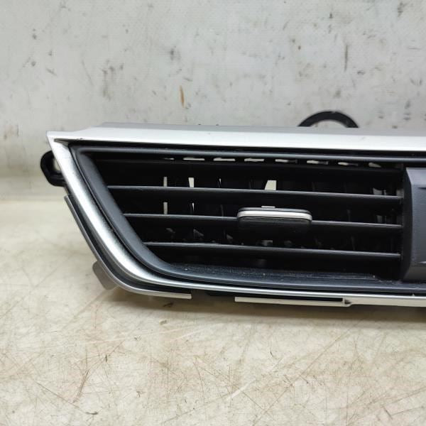 18-20 Honda Accord Dash Center Air Vents w/ Hazard Switch 77610-TVA-A01ZA *ReaD* - Alshned Auto Parts