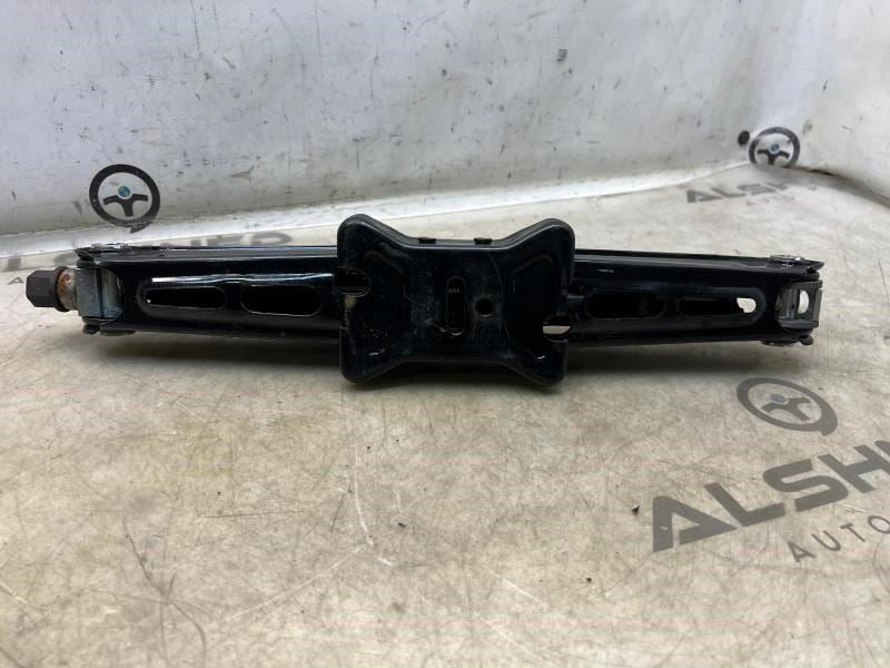 2012-2018 Chevrolet Cruze Lift Jack 13501786 OEM - Alshned Auto Parts