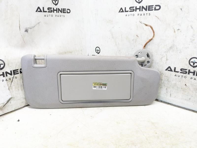 17-18 Chevrolet Malibu FR RH Sun Visor w/ Illuminated Mirror 23229115 OEM *ReaD* - Alshned Auto Parts