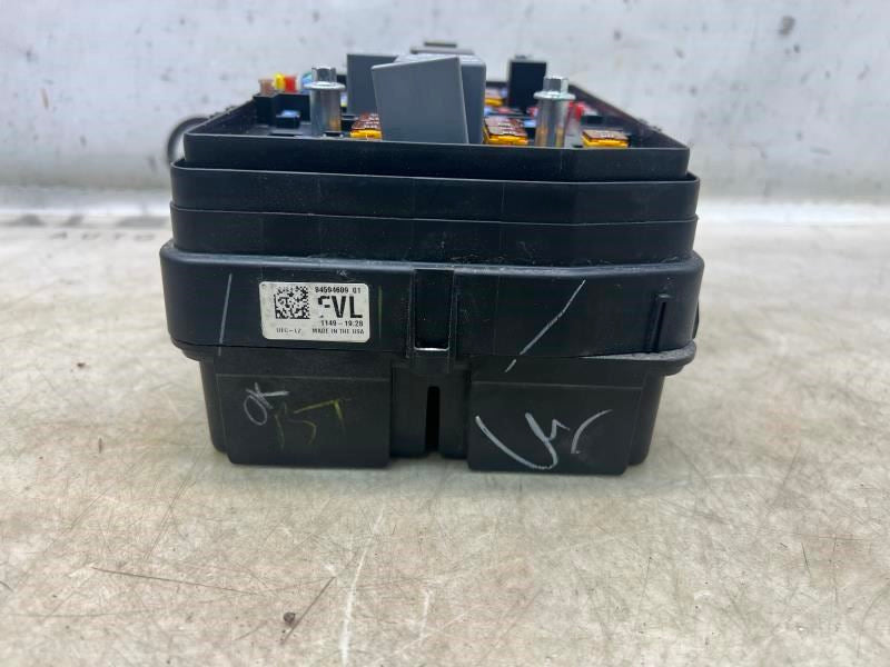 2019-2022 GMC Sierra 1500 Engine Fuse Junction Box 84594609 OEM - Alshned Auto Parts