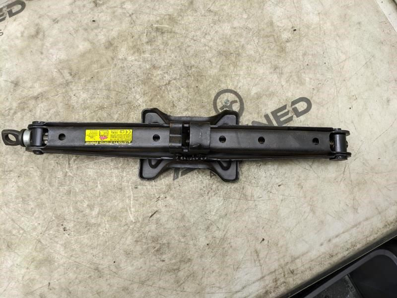 2006-2018 Toyota RAV4 Lift Jack 09111-0R030 OEM - Alshned Auto Parts