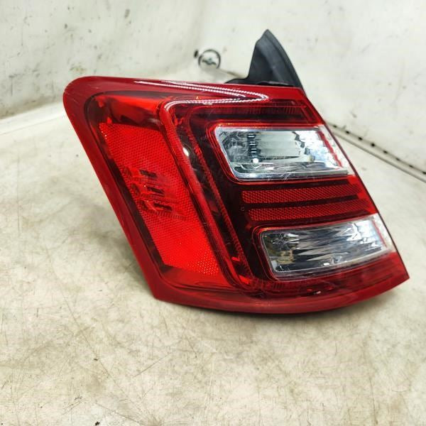 13-19 Ford Taurus Rear Left Driver Side Tail Light Lamp DG13-13405-A OEM *ReaD* - Alshned Auto Parts