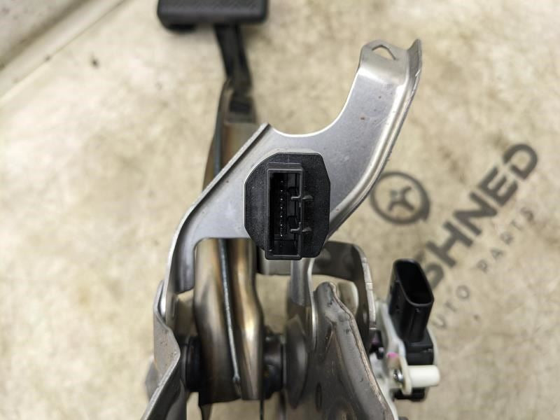2016-2022 Toyota Prius Brake Pedal 47110-47060 OEM - Alshned Auto Parts