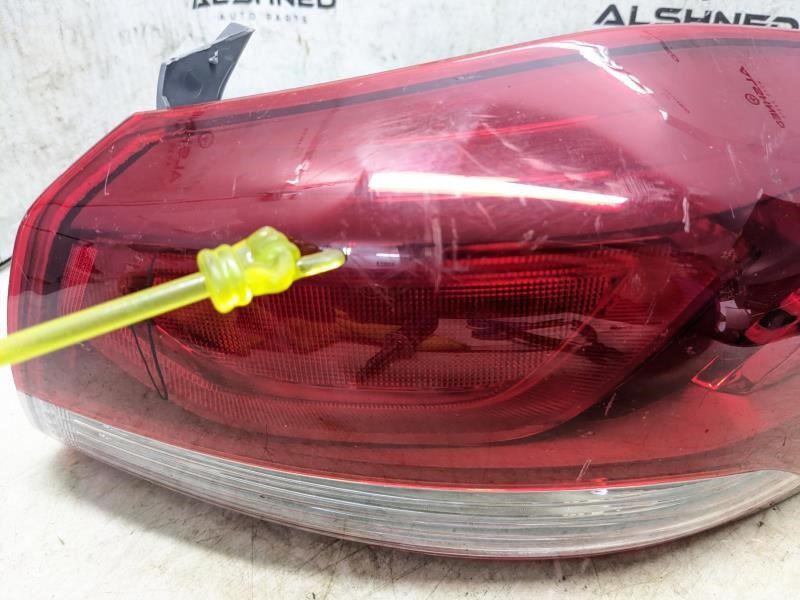 2017-2018 Hyundai Elantra Rear Right Side Tail Light Lamp 92402-F3000 OEM - Alshned Auto Parts