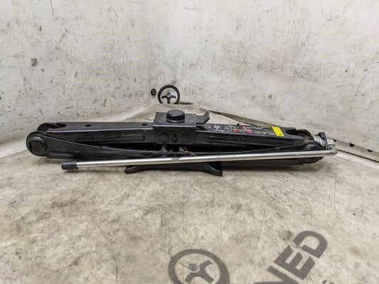 2019-2022 Volvo S60 Lift Jack 31680566 OEM - Alshned Auto Parts