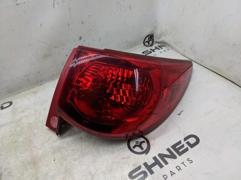 2009-2012 Chevrolet Traverse Passenger Side Tail Light Lamp 15912686 OEM - Alshned Auto Parts