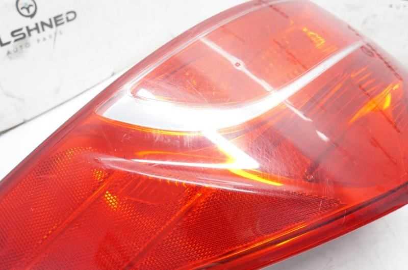 *READ* 13-16 Hyundai Santa Fe Left Driver LH Rear Tail Light 92401-4Z000 OEM - Alshned Auto Parts