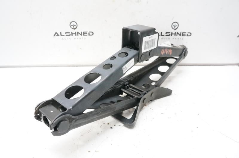 2020 Chevrolet Traverse Scissor Lift Jack 13591684 OEM - Alshned Auto Parts