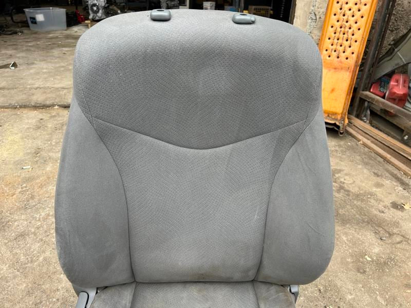 2012-2015 Toyota Prius Front Right Seat Cloth Gray 71430-47640-B3 OEM *ReaD* - Alshned Auto Parts