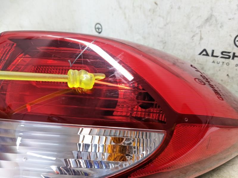 2016-2018 Hyundai Tucson Rear Right Tail Light Lamp Incandescent 92402-D3010 OEM - Alshned Auto Parts