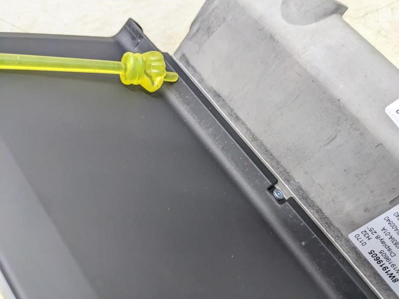 18-19 Audi S5 8.25" GPS Radio Display Screen 8W1-919-605 OEM *ReaD**AS IS** - Alshned Auto Parts