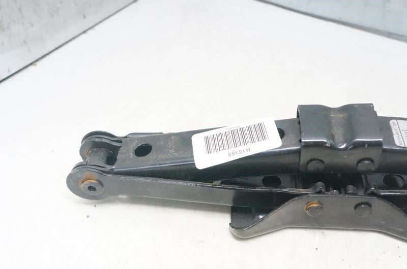 2014 Volkswagen Passat Scissor Lift Jack 5C0011031B OEM - Alshned Auto Parts