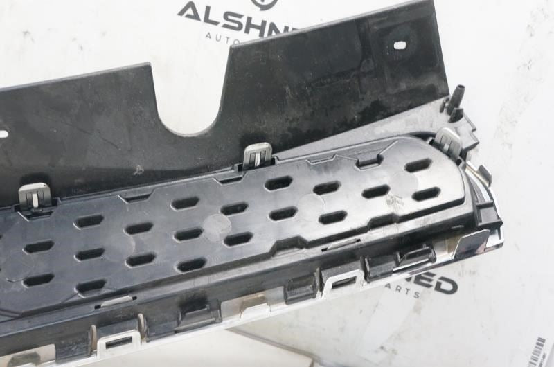 2014 Chevrolet Equinox Upper Grille 20882352 OEM - Alshned Auto Parts