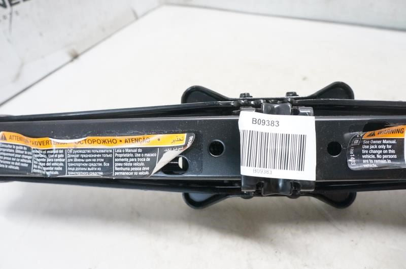 2015 Chevrolet Trax Lift Jack 13581403 OEM - Alshned Auto Parts