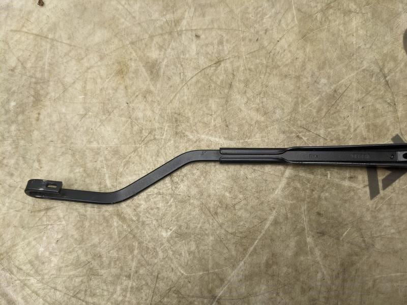 2016-2021 Hyundai Tucson Front Left Windshield Wiper Arm 98311-D7000 OEM - Alshned Auto Parts