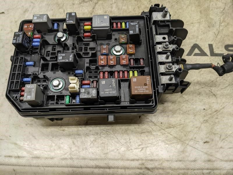 2018-2021 Chevrolet Equinox Engine Fuse Box Relay Junction Block 23246682 OEM - Alshned Auto Parts