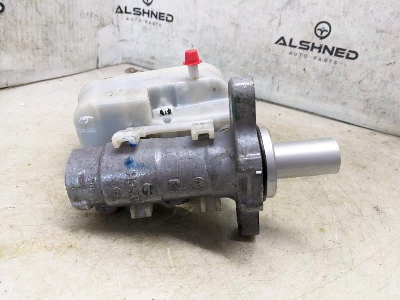 2007-2017 Jeep Wrangler Brake Master Cylinder 68057474AB OEM - Alshned Auto Parts