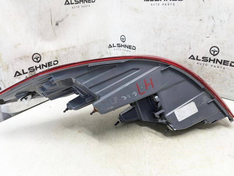 2017-2018 Hyundai Elantra Rear LH Driver Tail Light Lamp 92401-F3000 OEM *ReaD* - Alshned Auto Parts