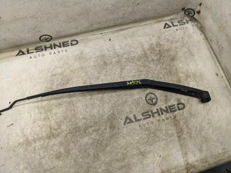 2016-2021 Hyundai Tucson Front Right Windshield Wiper Arm 98321-D3000 OEM - Alshned Auto Parts