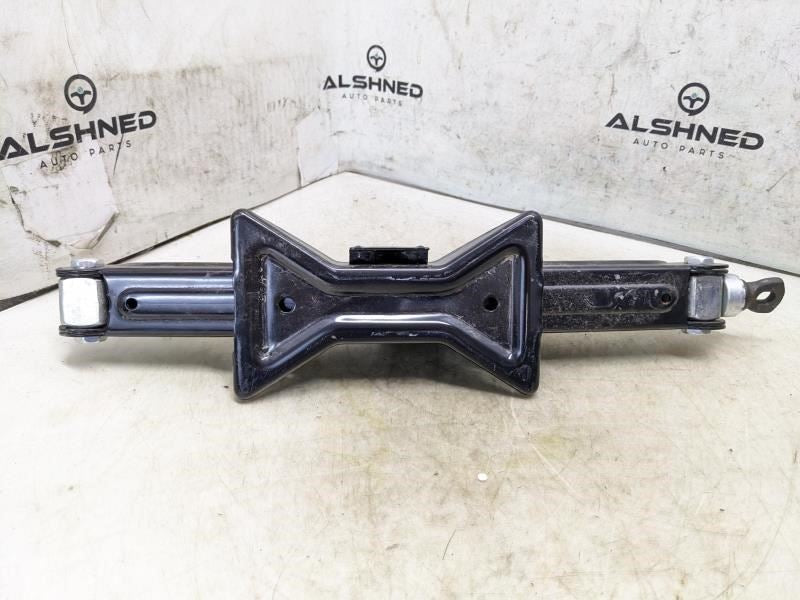 2015-2021 Hyundai Tucson Lift Jack 09110-D3200 OEM - Alshned Auto Parts