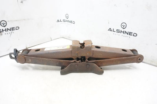 2010 Jeep Wrangler Lift Jack 52014439AA OEM *ReaD* - Alshned Auto Parts