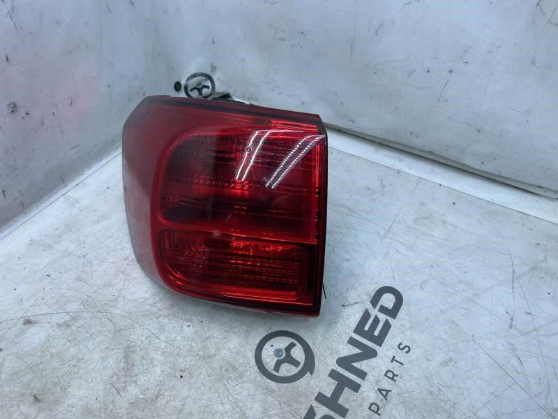 2016-2018 Kia Sedona Rear Left Driver Side Tail Light Lamp 92401-A9010 OEM - Alshned Auto Parts