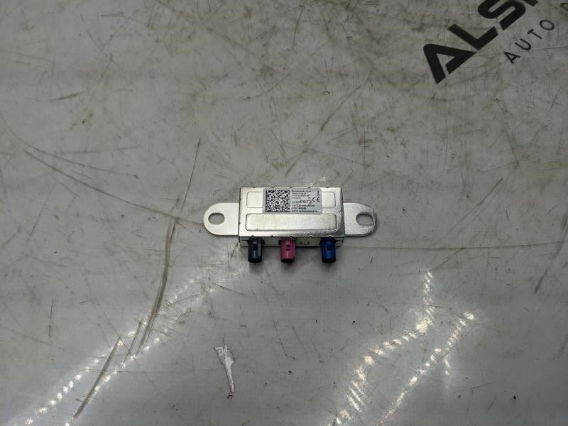 2018-2020 GMC Canyon Mobile Phone Control Module Connector 20960972 OEM - Alshned Auto Parts