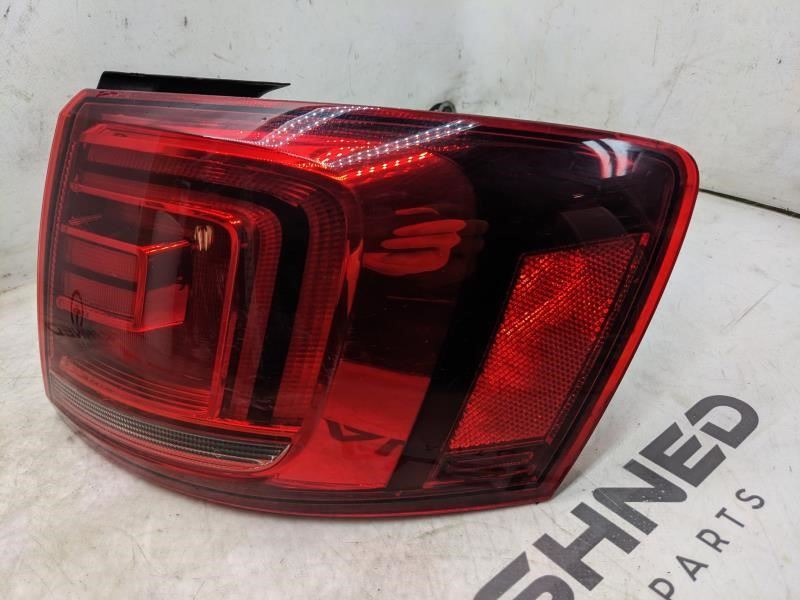 2014 Volkswagen Jetta Outer Rear Right Side Tail Light Lamp 5C6-945-208 OEM - Alshned Auto Parts