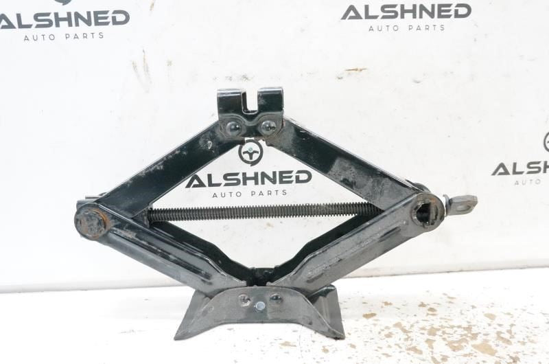 2012 Subaru Impreza Scissor Lift Jack 97032FG010 OEM Alshned Auto Parts