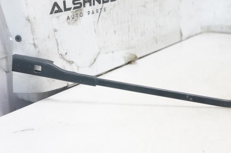 2012-2015 Volkswagen Passat Front Passenger Right Wiper Arm  561955406 OEM - Alshned Auto Parts