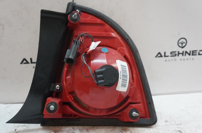 2010 Chevrolet Malibu Passenger Right Rear Upper Tail Light 20914363 OEM - Alshned Auto Parts